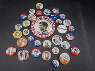 Lot Of 33 Mixed Vintage Election Pins. Ronald Reagan JFK Etc. MG
