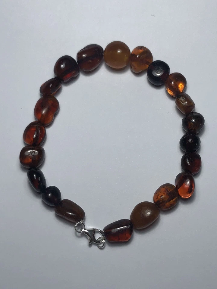 Bracciale in Ambra e chiusura in Argento 925 - Immagine 2 di 4