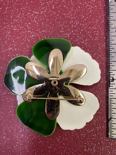 Vintage Green White Gold Metal Flower Sarah Coventry Approximately 3” - Picture 2 of 2