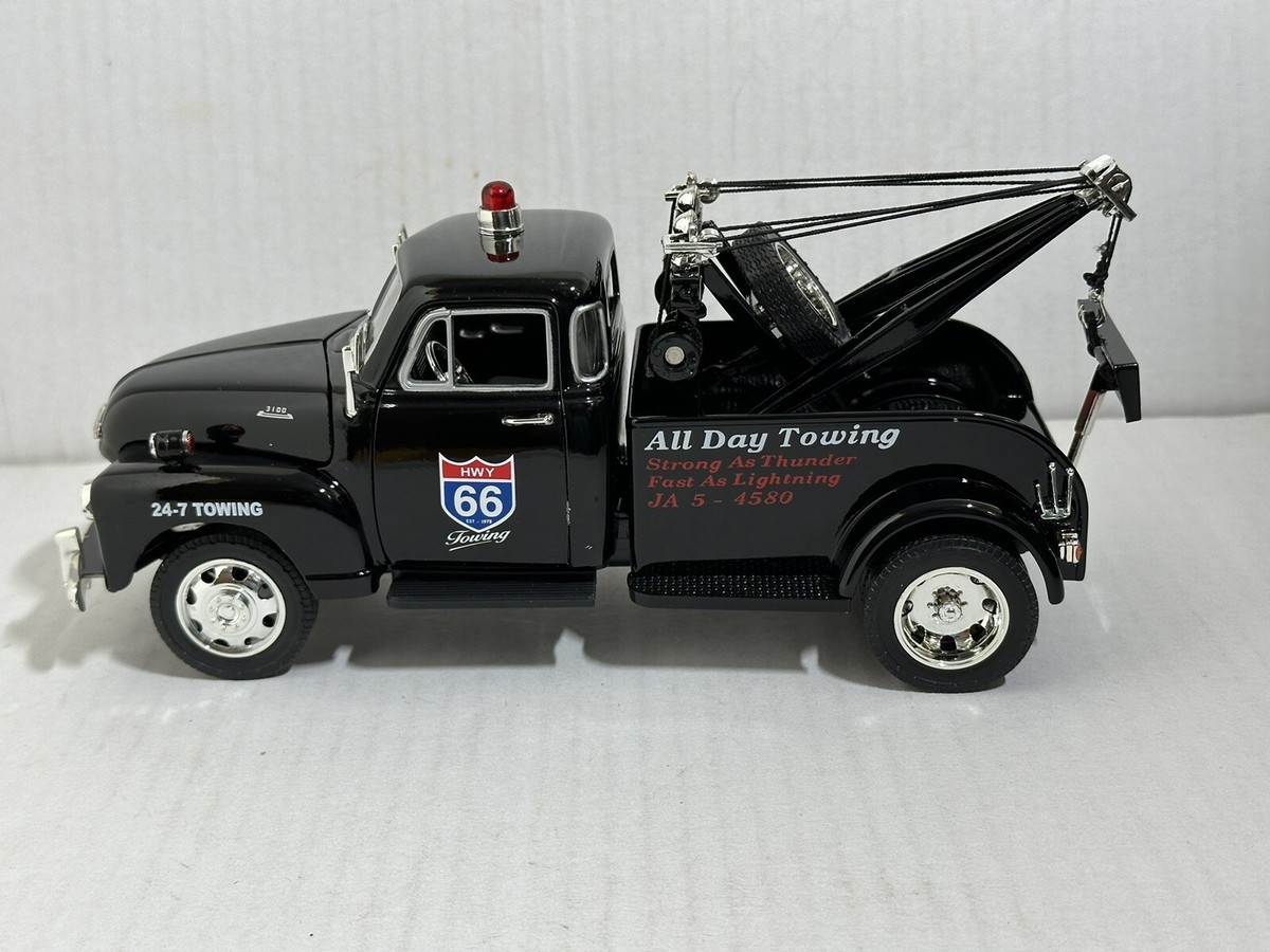 No204 ミニカー1/24 1953 Chevy Wrecker JADA SHOWROOM 1953 CHEVY WRECKER TOW TRUCK BLACK 1:24 DIECAST