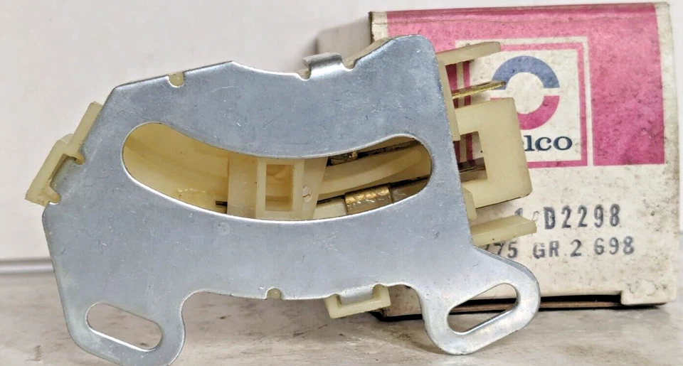 Interruptor de seguridad neutro 83-87 CHEVETTE, PONTIAC T1000 01052375 D2298 NUEVO DE STOCK Foto 3 de 4