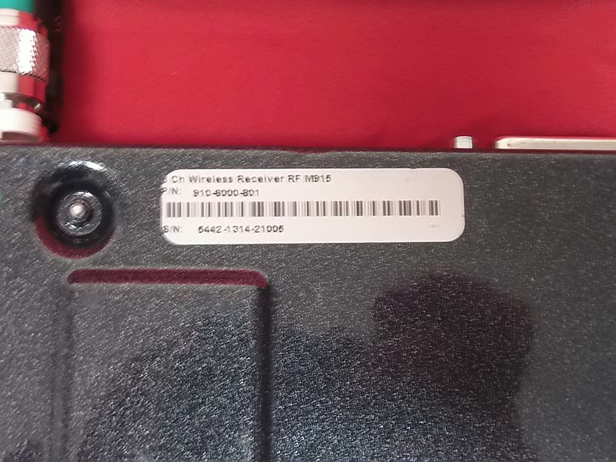 Guida alle istruzioni del sistema per microfono wireless AKG Pro WMS40MINI