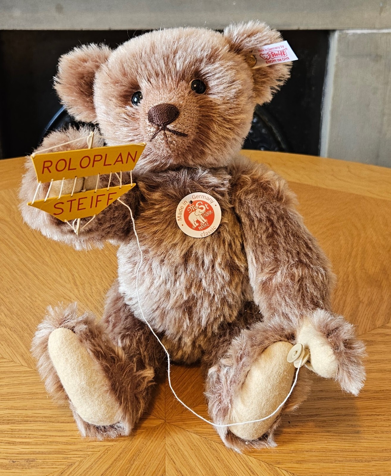 STEIFF 653452 TEDDY BEAR WITH ROLOPLAN LIMITED EDITION WITH BOX & CERTIFICATE