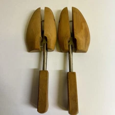 Vintage Wooden Shoe Keepers No 4 MOHAWK Split Toe  Rochester Shoe Tree Co