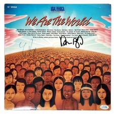 We Are The World Autographed LP Dan Aykroyd Lindsey Buckingham ACOA