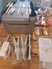 DJI Phantom 4 Drone Bundle | 3 Batteries | casepack | Controller etc