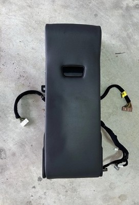 2014-2016 Hyundai Equus Rear Seat Center Armrest Console