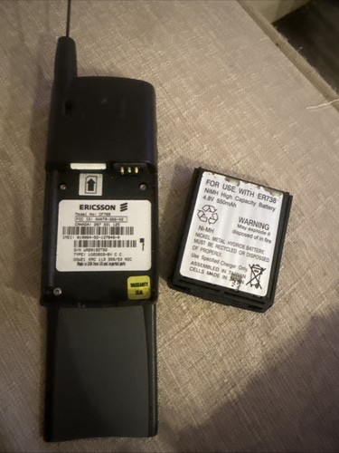 Sony Ericsson CF 768 Vintage Gray Phone - Photo 2 sur 5