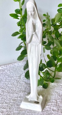 Rosenthal Madonna by W Stober in  Selb Plössberg Germany w Original Sticker