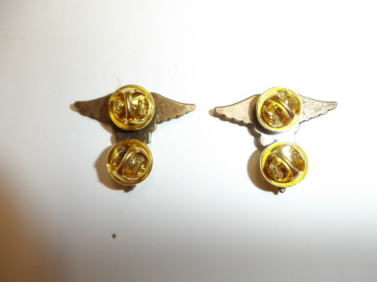 e2988p WW 2 US Army Nurse Corps Branch Devices pair brown N
