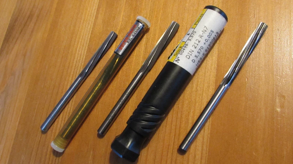 MARKENLOS NC Maschinenreibahlen Reibahlen 5,00-5,97mm unbenutzt HSS