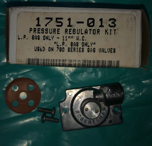 Robertshaw LP Gas Conversion Pressure Regulator Kit 1751-013 700 Series Valves