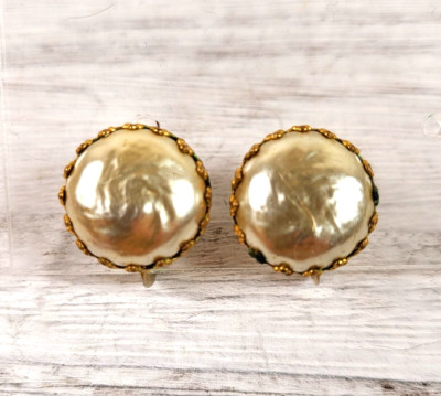 VINTAGE MIRIAM HASKELL BAROQUE PEARL EARRINGS CLIP SIGNED JEWELRY RETRO