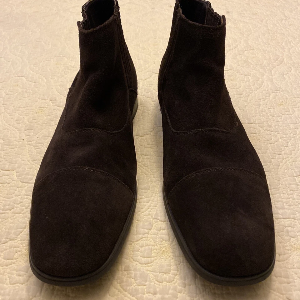 Calvin Klein Chelsea Chocolate Brown Suede Boots Men’s 12M - Image 2 of 4