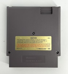 Startropics (Nintendo NES, 2000) Cartridge and Manual