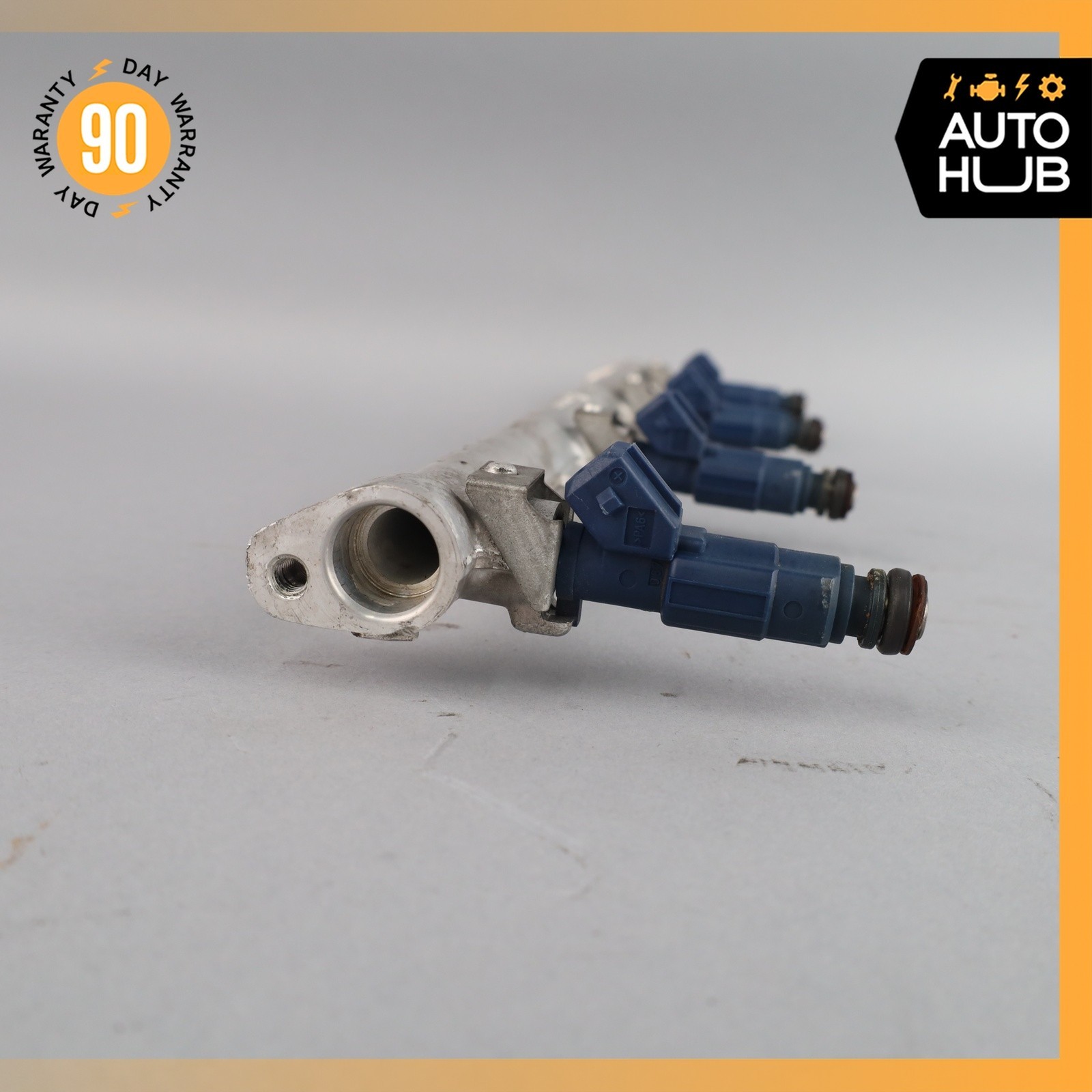 00-02 Bentley Arnage Left or Right Fuel Injection Rail Line w/ Injectors OEM 42k