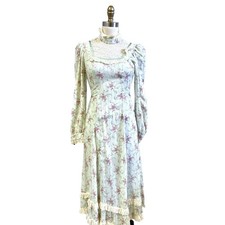 VTG 1970s Pale Green Floral Voile Prairie Dress Romantic Cottagecore Sz S