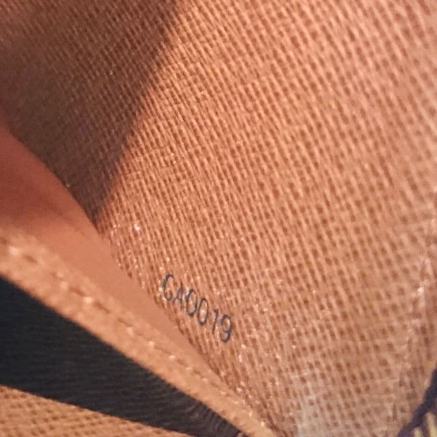 Extremely Beautiful Long Wallet - image 6