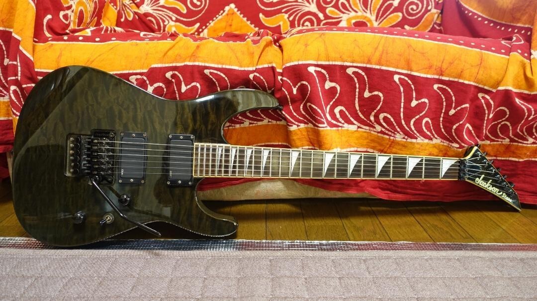 Jackson Stars SLE-215 Soloist Through Neck EMG Quilt Jackson Stars SLE-215 Soloist Through Neck EMG Quilt