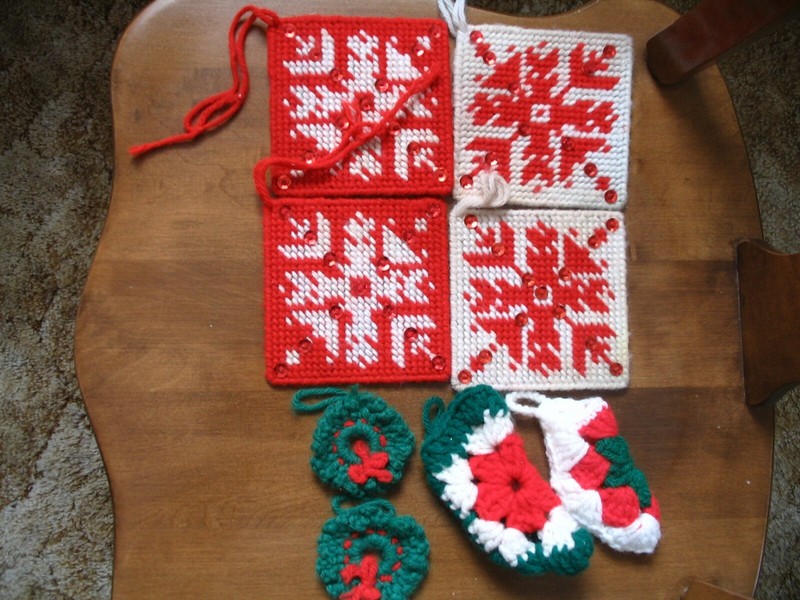 Lot 8 Vintage Handmade Christmas Ornaments: Knit, Plastic Canvas, Yarn, Crochet