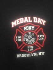 2022 FDNY Engine 241 Ladder Firefighter Large Shirt 279 241 233 109 131 176