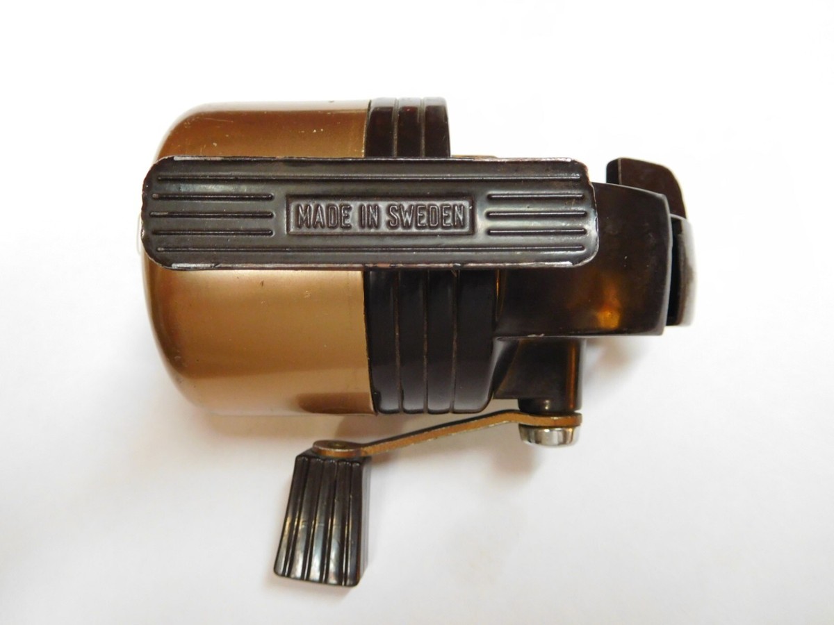 Vintage Heddon Scandia Mark IV Model 90 Fishing Reel NEW
