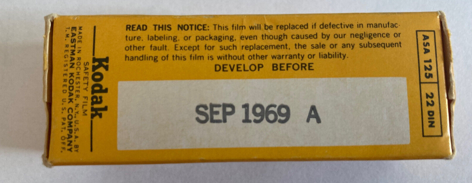 Vintage Kodak Verichrome Pan Film VP 620 Expired 1969 Unopened Black