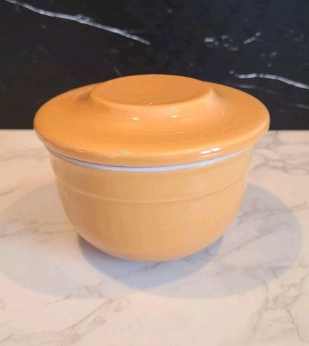 Emile Henry Butter Bell Ceramic Yellow 16-10 Made in France Good Condition Flaw - Picture 2 of 8