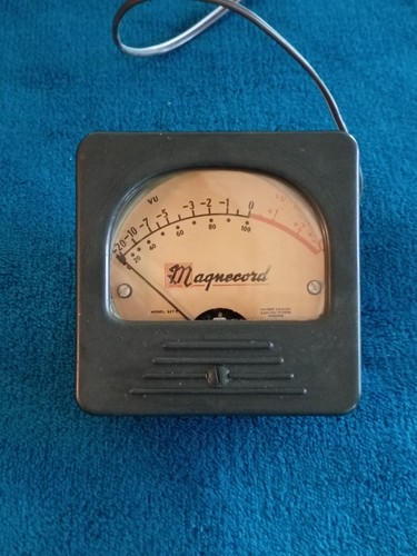 Magnecord VU meter 3x3  working Vintage Audio.