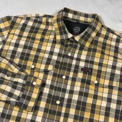 Wrangler ATG All Terrain Gear Men's L Regular Fit Plaid Long Sleeve Snap Shirt