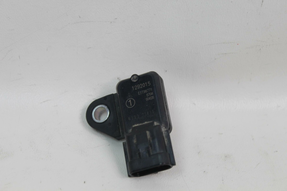 Triumph Speed Triple 1050 07-10 Engine Motor Air Map Sensor