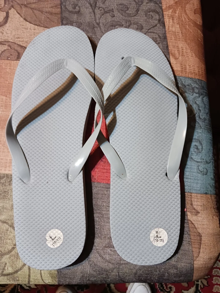 Mens Large Size 10 11 Flip Flops Sandals Shower Shoes Gray Textured. Only 1 pair