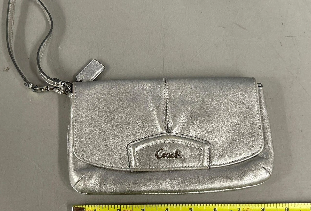 Borsa Coach Ashley argento grande da polso pochette classica rosa interno