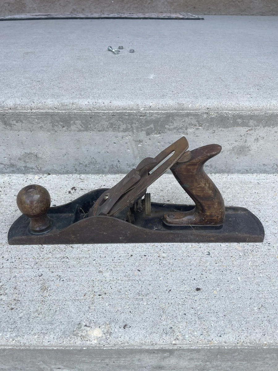 Vintage Stanley Bailey No.5 Wood Plane Canadian No.5 Smooth Bottom