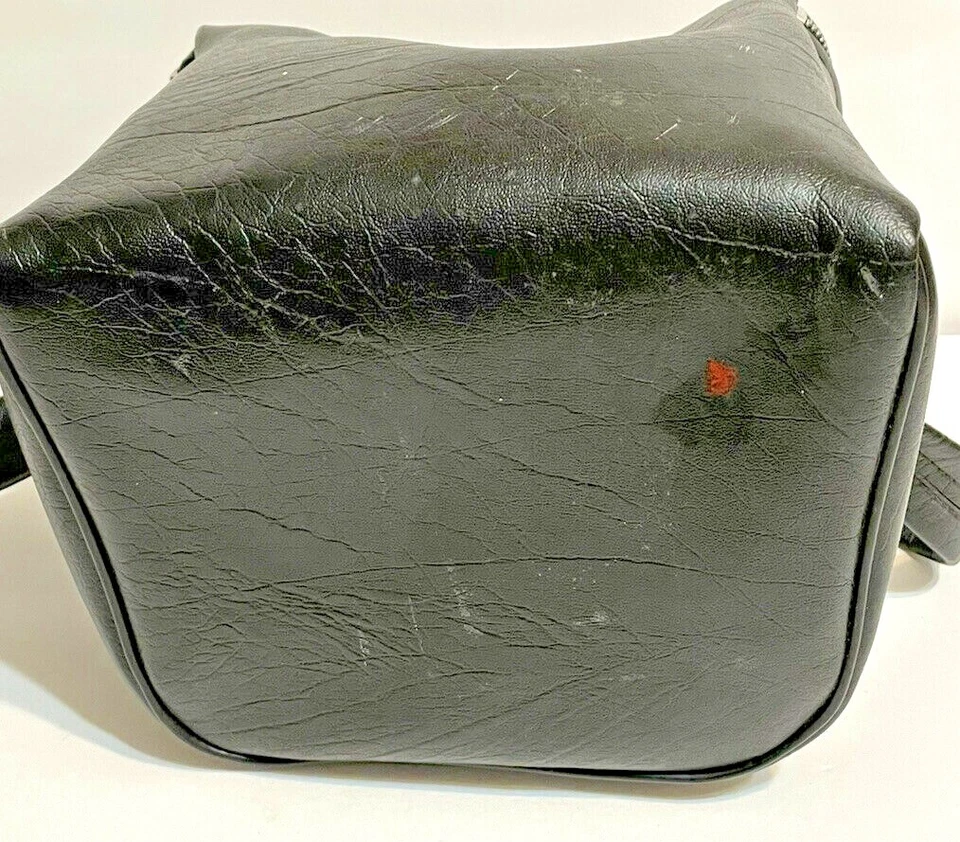Bolso para cámara vintage de cuero negro polarioide con cremallera y correa para el hombro 8 x 7 x 6,5 Foto 4 de 4