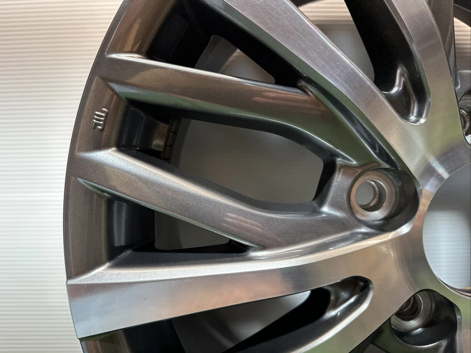 ✅ Lexus LX570 2016-2021 Toyota Land Cruiser OEM 20" llanta OEM Foto 2 de 4