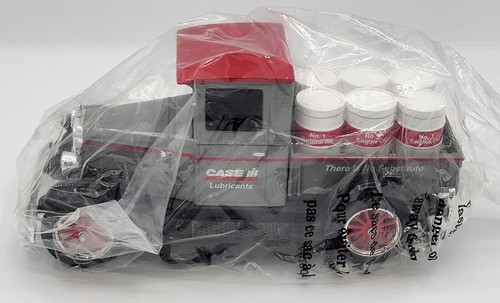 1928 Chevrolet National AB pickup - 1/25 - CaseIH Lubricant - Coin Bank - Picture 1 of 3