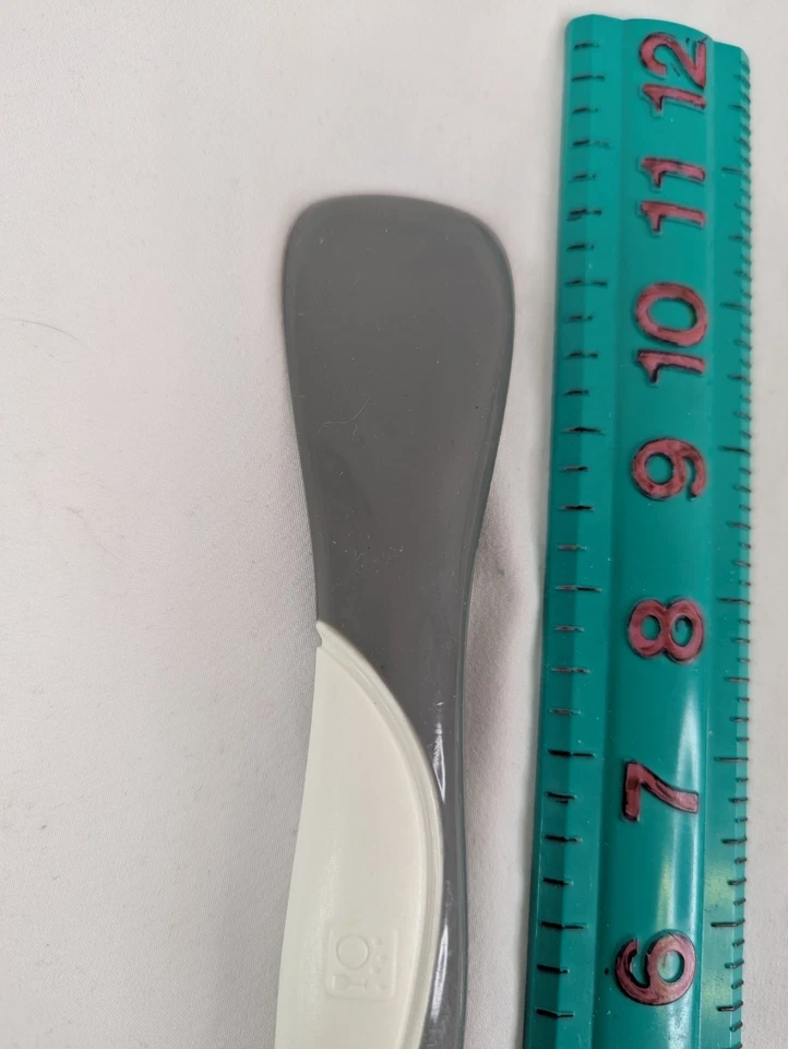 Scoop & Spread #1708 Pampered Chef 10.5 Inch Silicone Spatula Spoon Serrated - Image 4 of 4