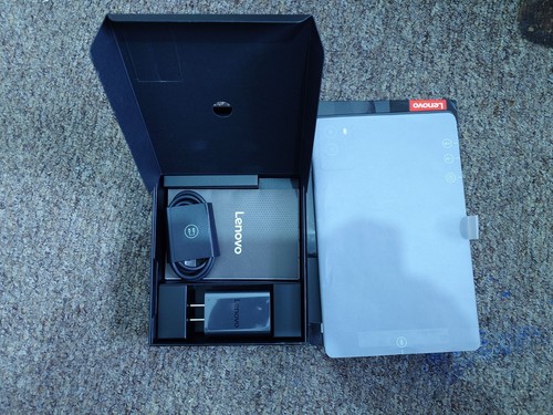 Lenovo Legion Y700 2025 Gaming Tablet Snapdragon 8 Gen 3 - Picture 3 of 7