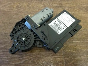 Audi A4 S4 8E B6 01-05 Fensterhebermotor hinten rechts 8E0959802A