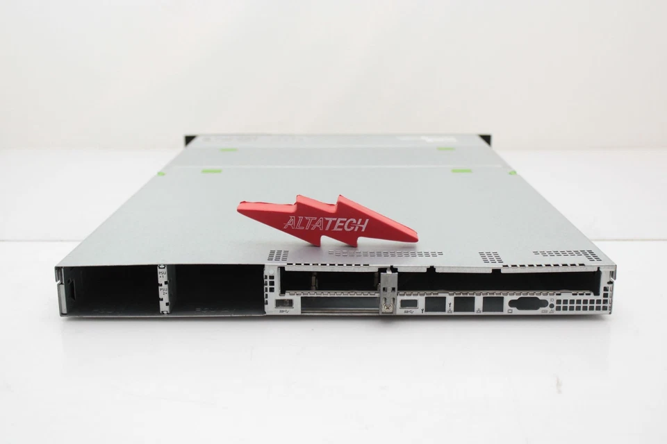 Fujitsu Primergy RX2530 M4 1U 2.5X8 Rackmount - Image 2 of 4