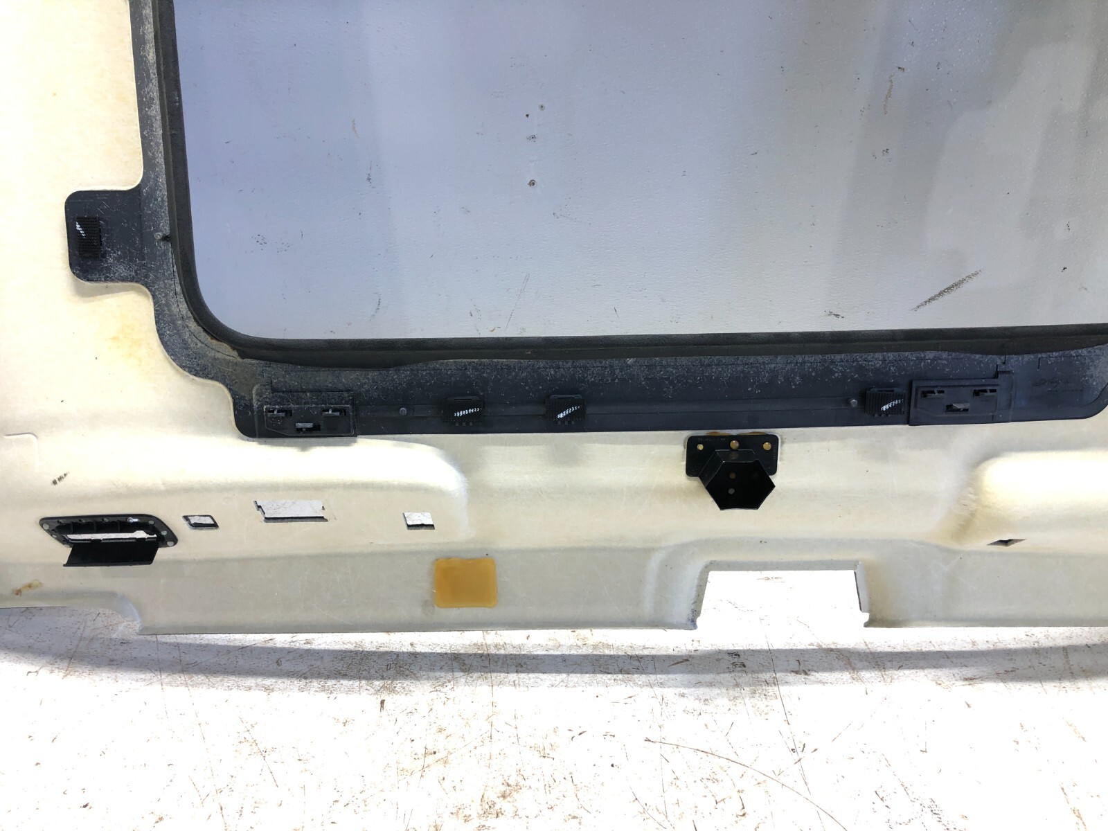 2017-2020 MASERATI LEVANTE INTERIOR ROOF HEADLINER TRIM COVER PANEL OEM.