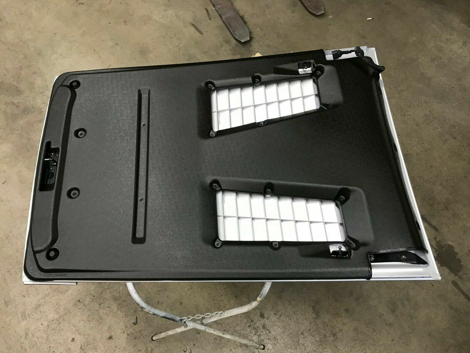 LAMBORGHINI GALLARDO REAR DECK LID BONNET W/ GRILLS WING COMPLETE OEM 400827023A