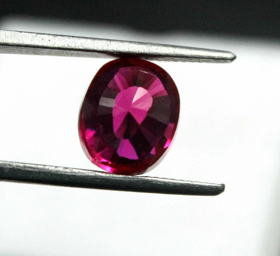 11.50 Ct Pair Burma Ruby & Sri Lanka Sapphire Certified Oval Shape Gemstone LVJ - Image 3 of 3