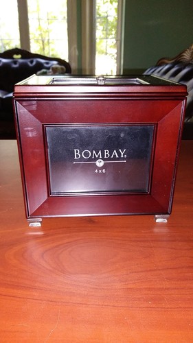 Brand New Bombay Company Mahogany Photo Box Storage Display - Picture 3 of 5
