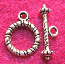 10Sets Tibetan Silver ROUND Toggle Clasps Connectors Hooks Jewelry Finding C096