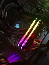 Custom Built PC - AMD Ryzen 5 2600X - Radeon RX 580 - 32GB RAM RGB - 2.2TB SSD