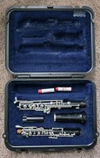 Selmer USA Student Oboe B 65681 With Hard Case