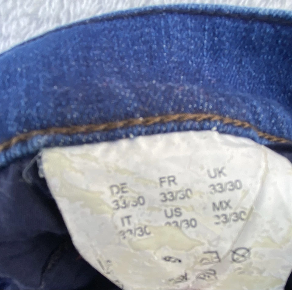 Pantalones de mezclilla para hombre Hugo Boss etiqueta verde calce regular 33x30 lavado medio Foto 4 de 4