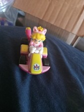 Hot Wheels 2021 Mario Kart Cat Peach Standard Kart Diecast